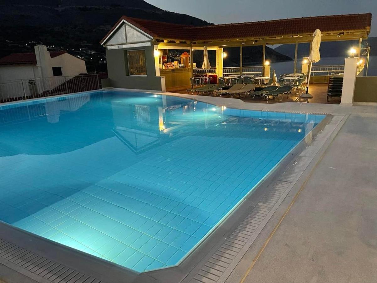 Makis Village-Apartments Agia Efimia Dış mekan fotoğraf