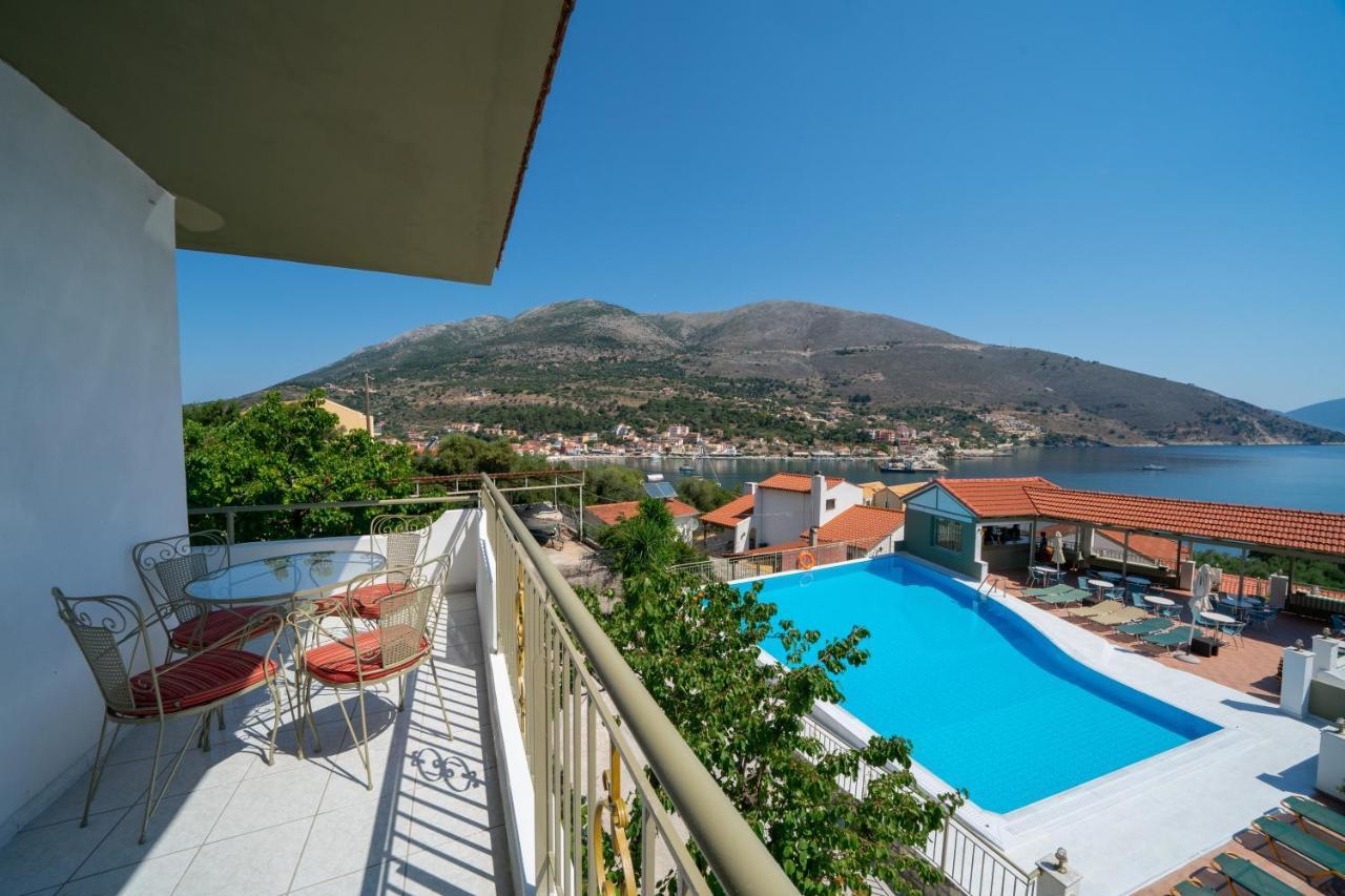 Makis Village-Apartments Agia Efimia Dış mekan fotoğraf